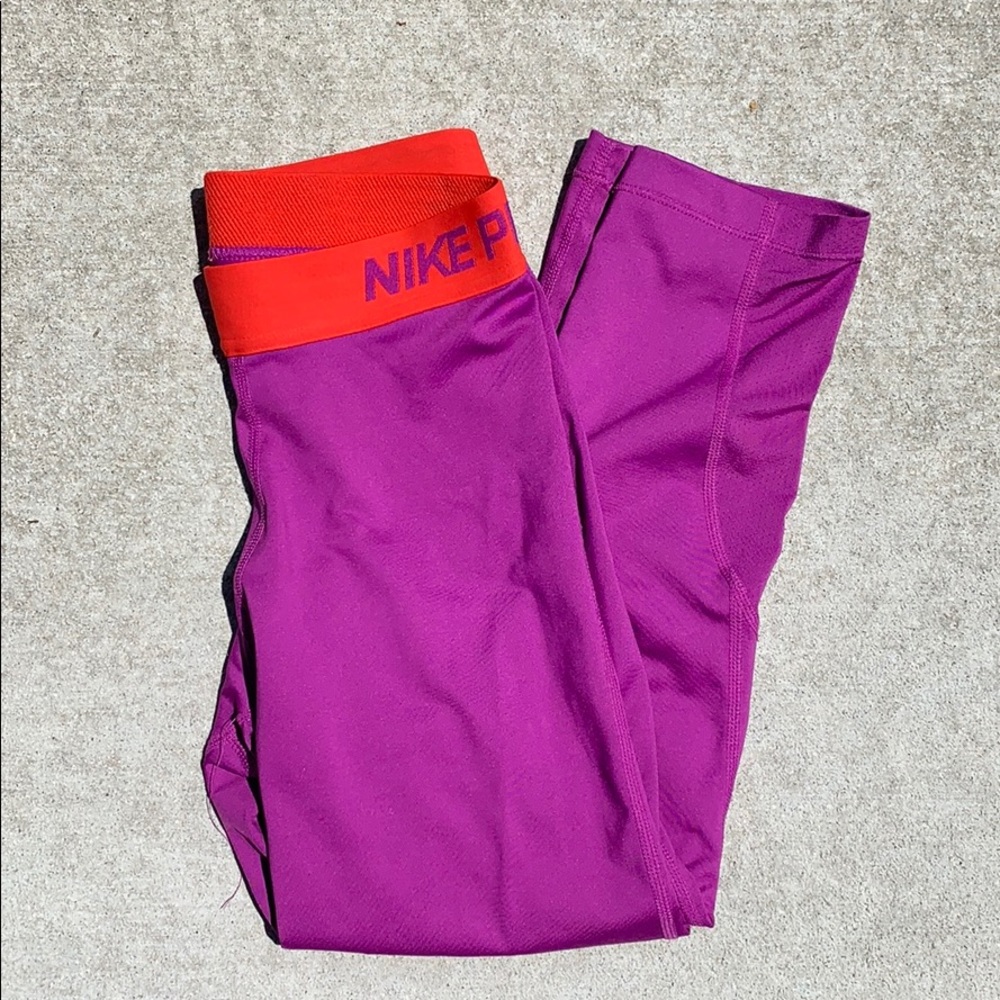 Nike Yoga Pants